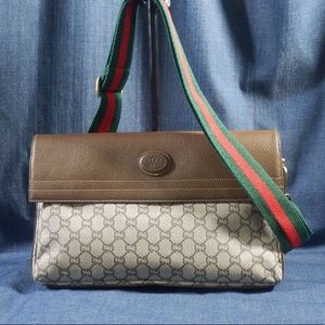 Auth Gucci plus cross body clutch 1970s vtg unisex